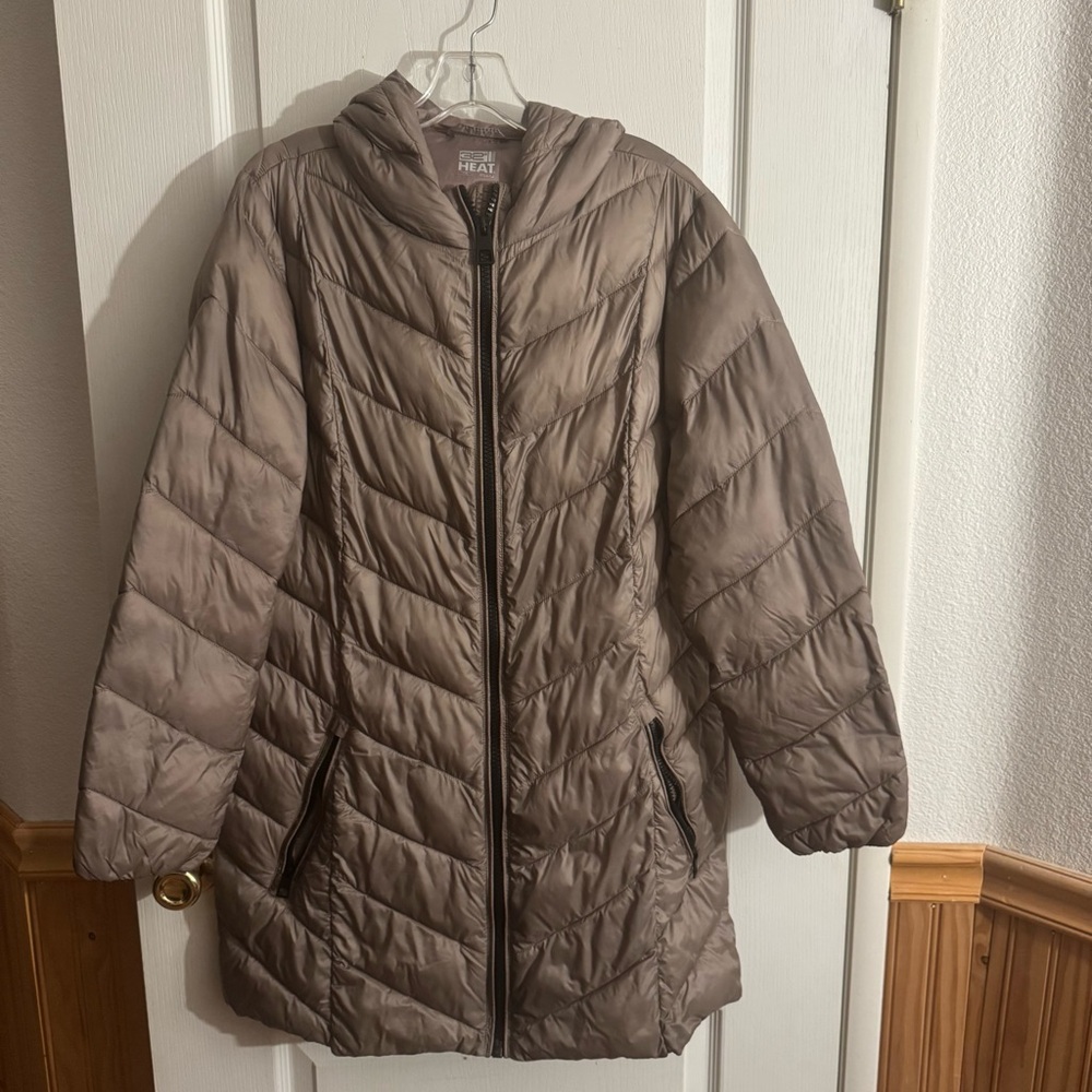 32 Degrees Women's Tan Puffer Jacket